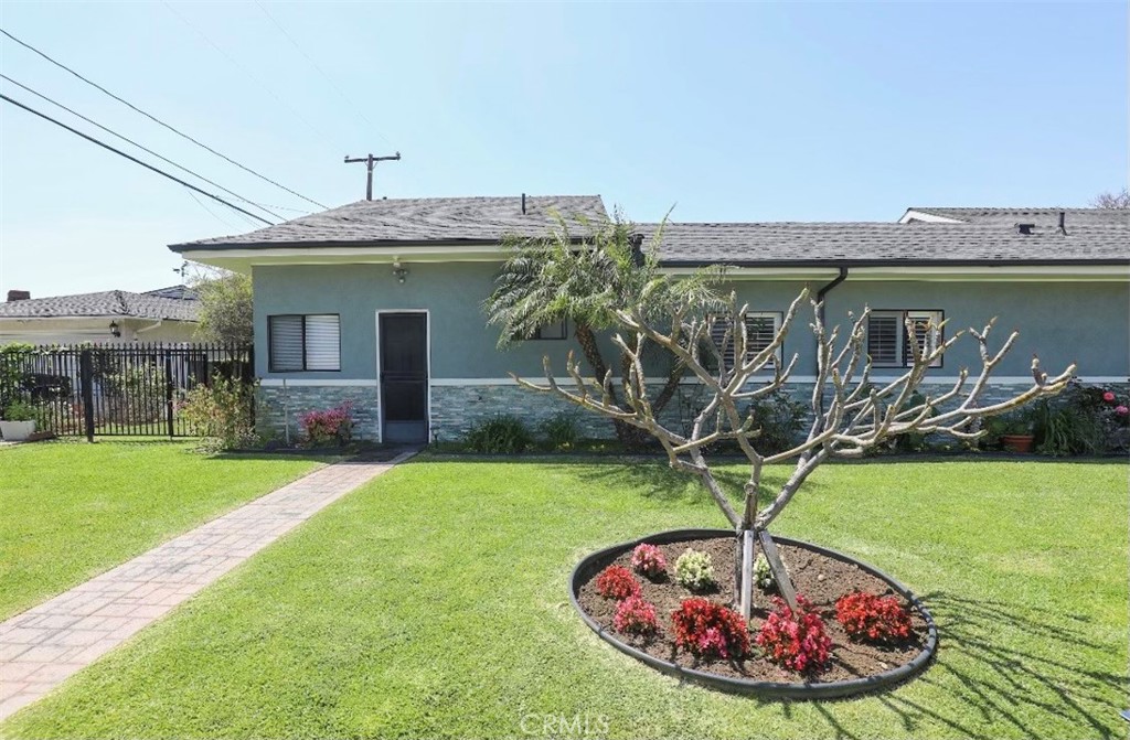 5302 Carley B Property Photo
