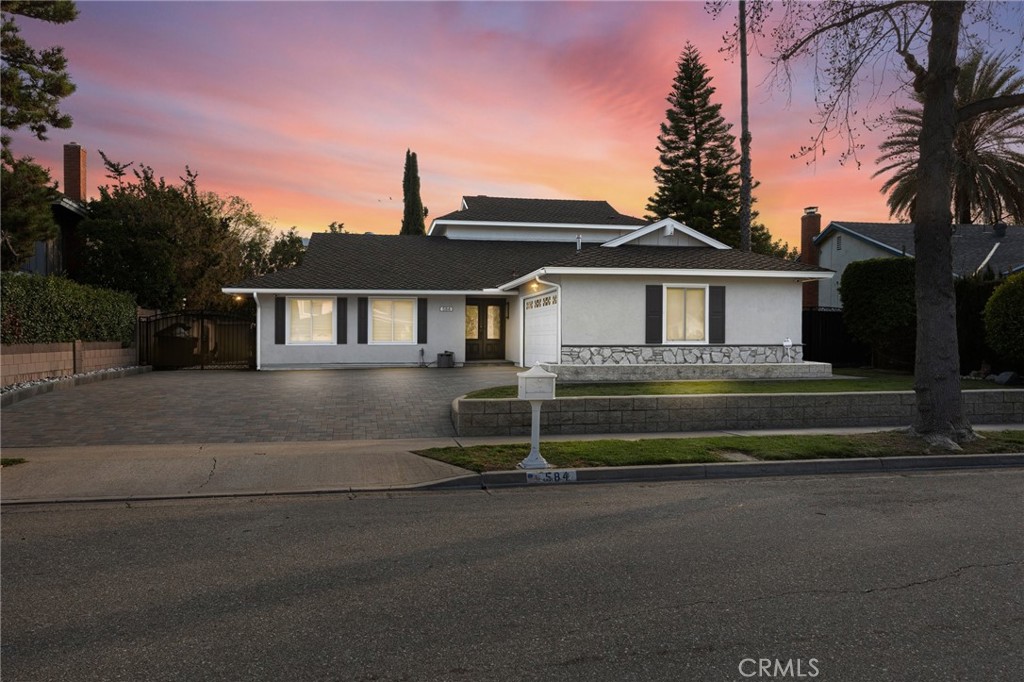 584 Brookwood Street Property Photo