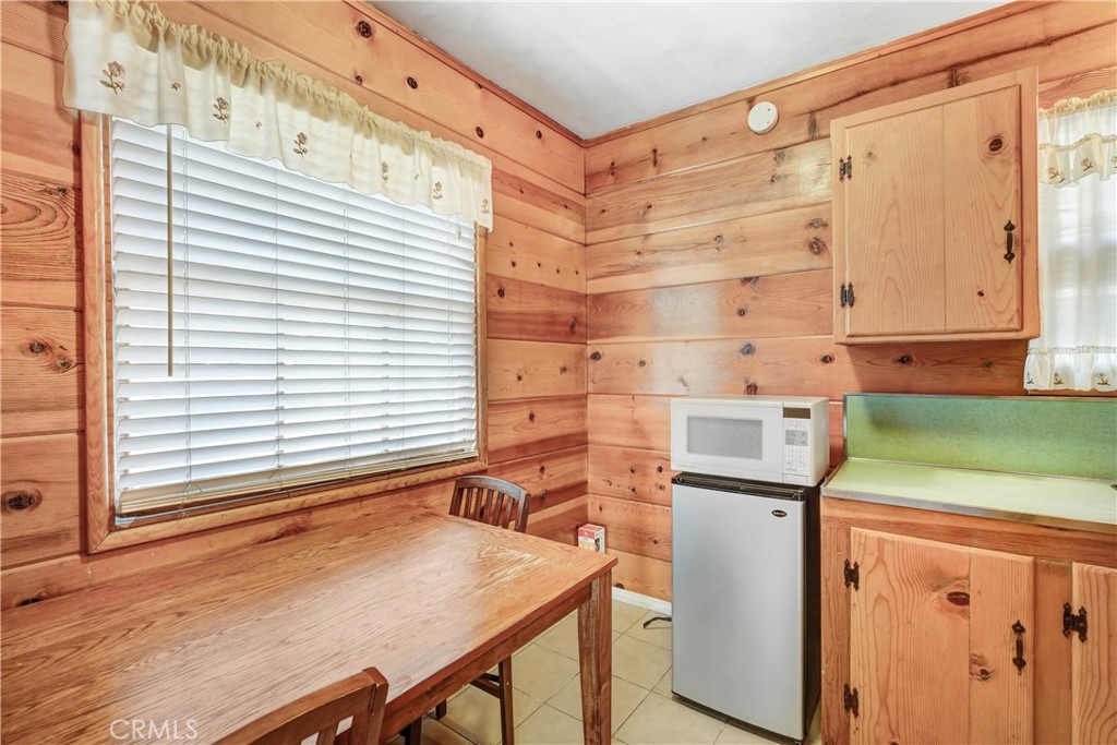 1098 State Hwy 2 Property Photo 6