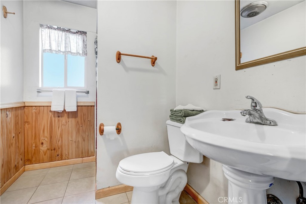 1098 State Hwy 2 Property Photo 12