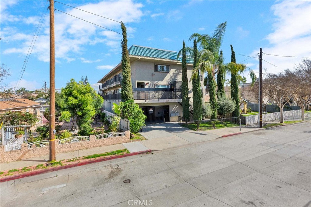 1015 N Parton Street Property Photo 3