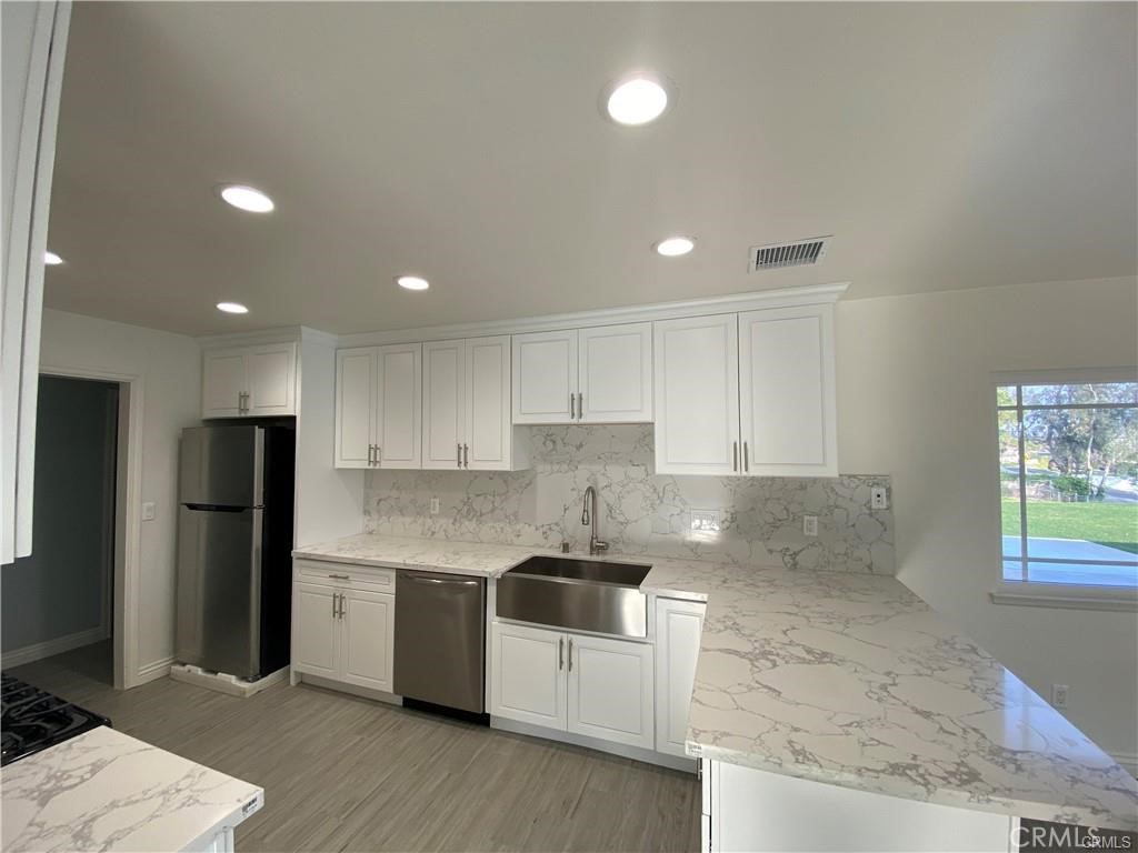 8661 Beechwood Drive Property Photo