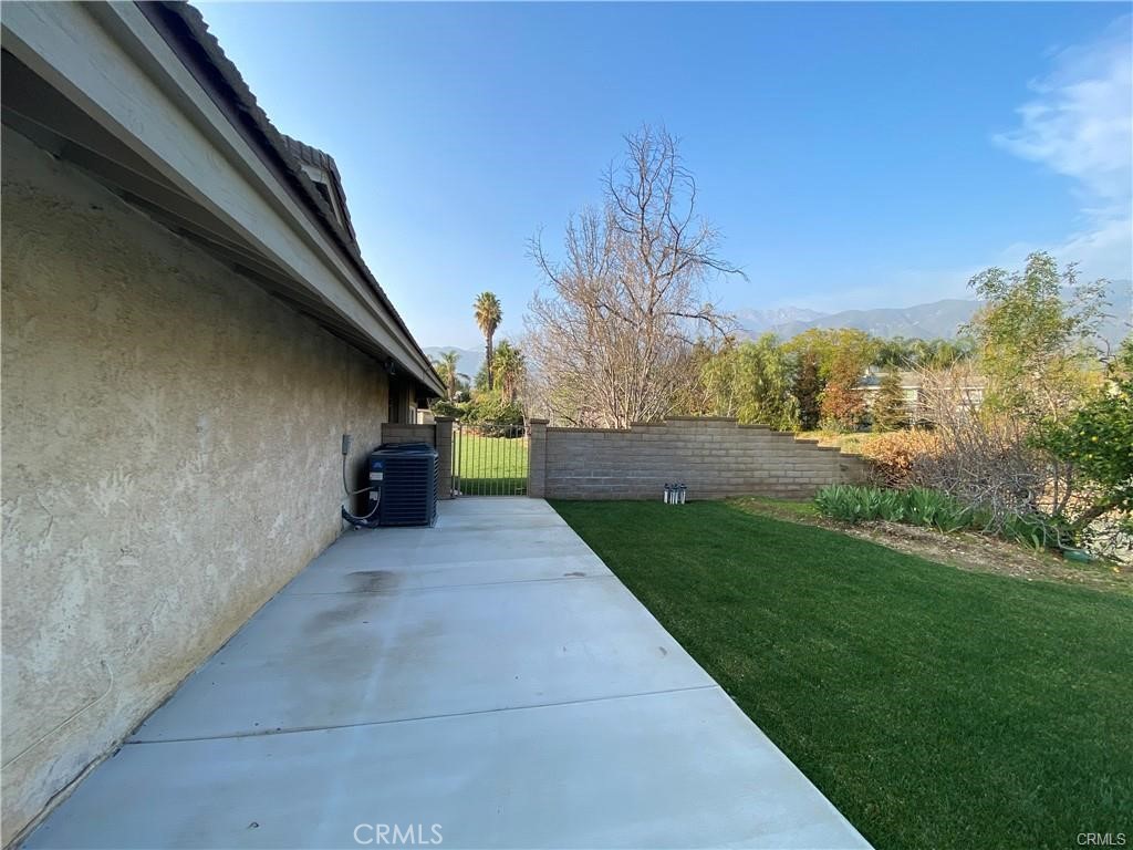 8661 Beechwood Drive Property Photo 39