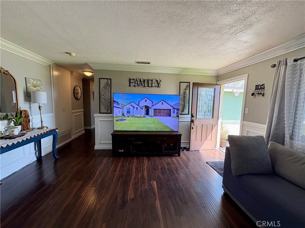 26732 Cypress Street Property Photo 11