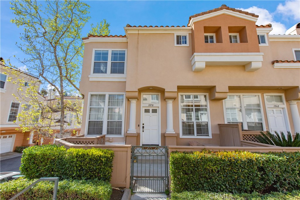 1070 S Volterra Way Property Photo
