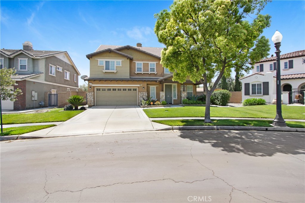 15533 Syracuse Lane Property Photo 4