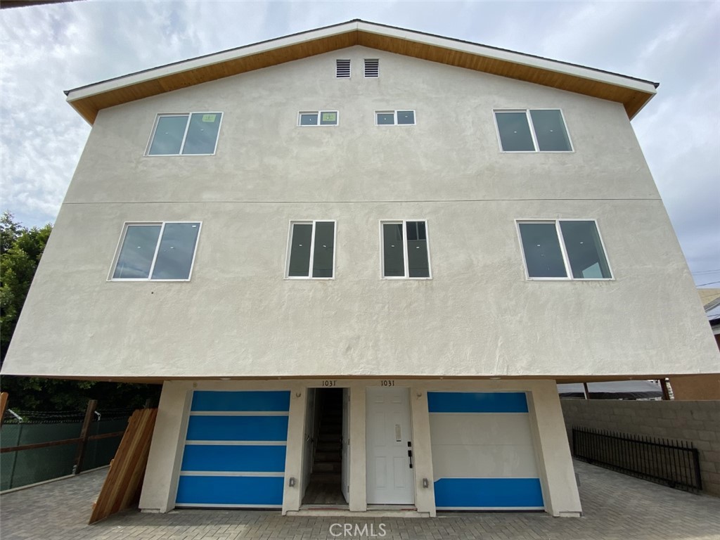 1031 N Cummings Street Property Photo
