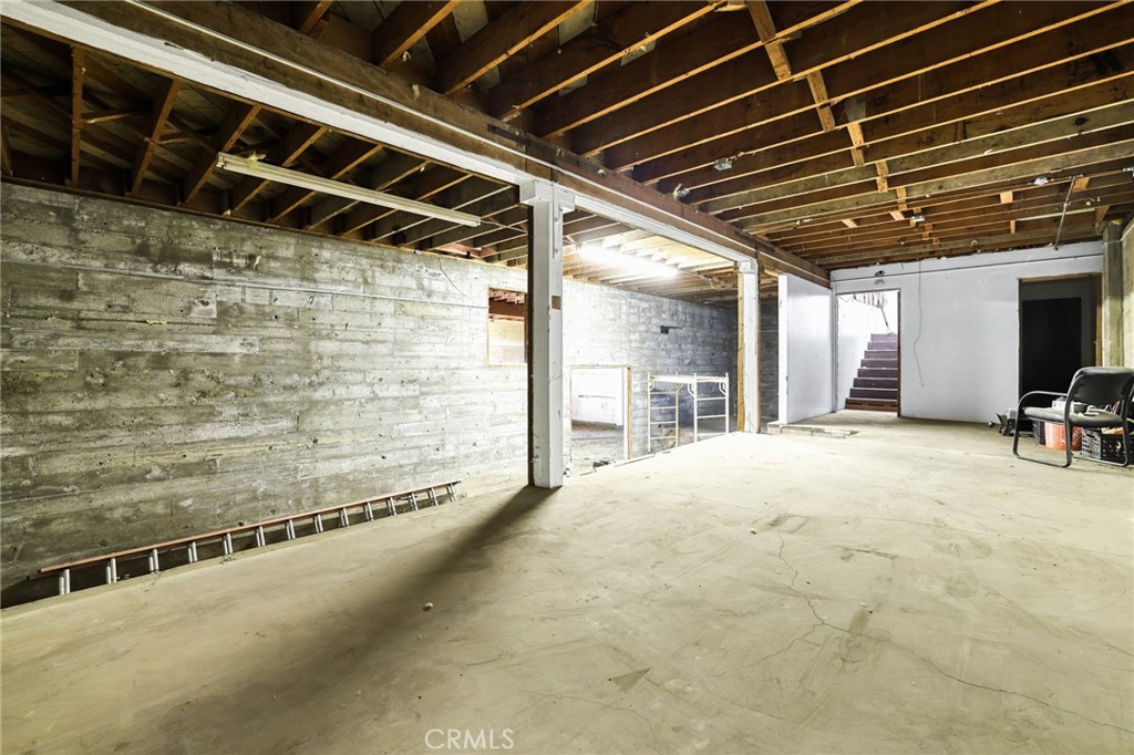 23535 Crest Forest Drive Property Photo 6