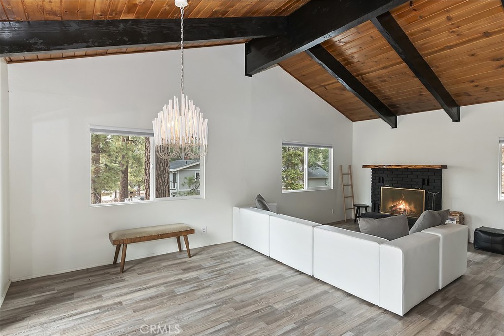 924 Knickerbocker Road Property Photo 11