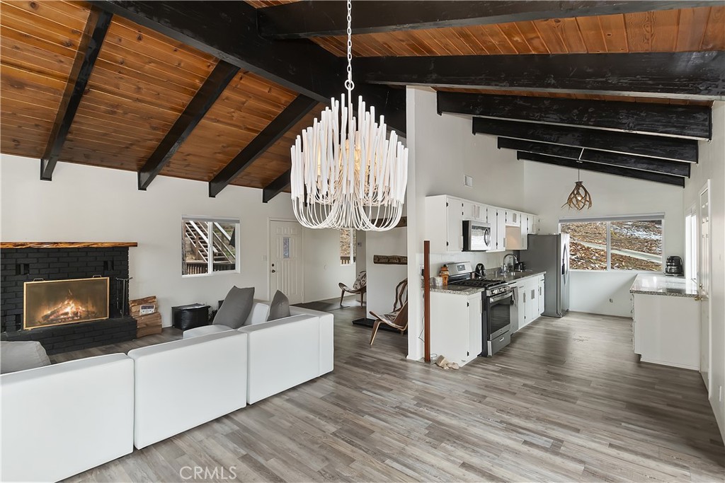 924 Knickerbocker Road Property Photo 12