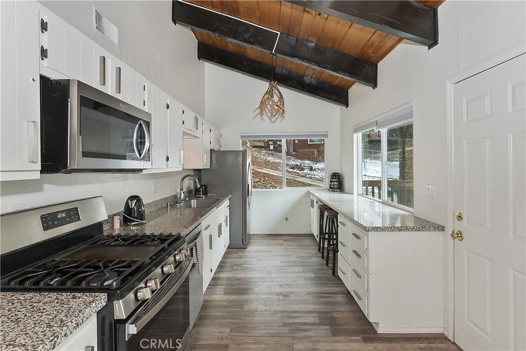 924 Knickerbocker Road Property Photo 14