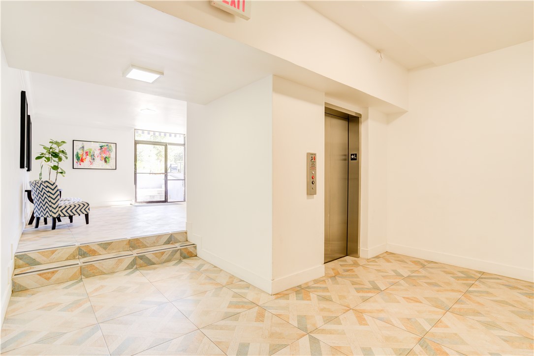 165 N Michigan Avenue Property Photo 5