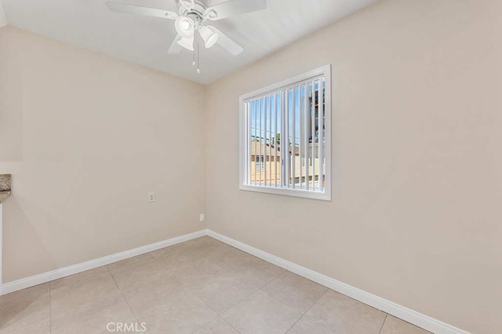 1271 E 7th Street Property Photo 6
