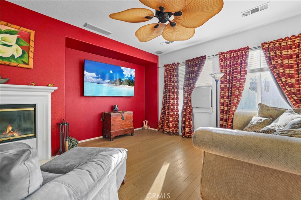 15246 Arcadian Street Property Photo 7