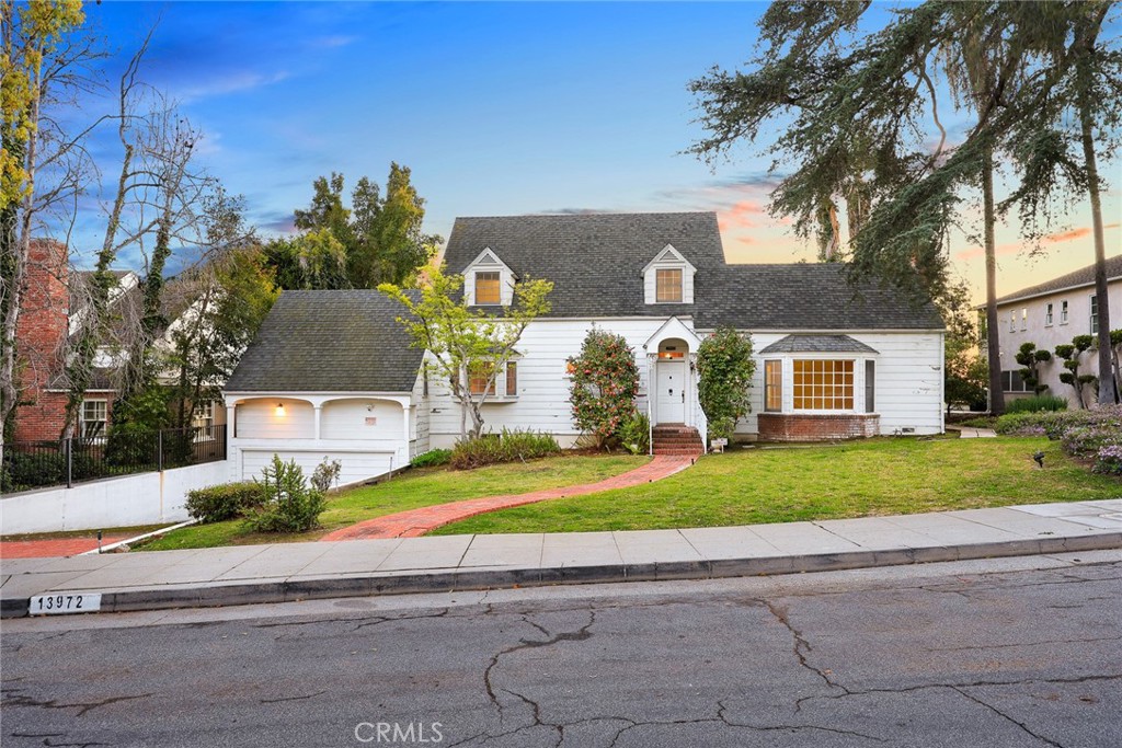 13972 Eastridge Drive Property Photo