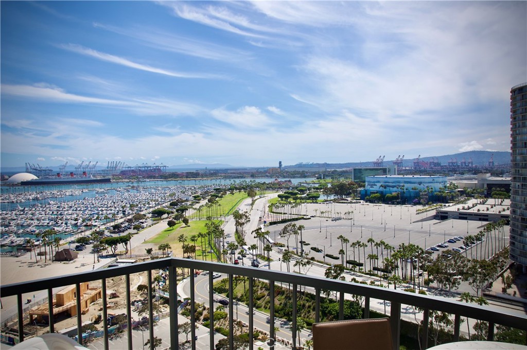 850 E Ocean Boulevard 1506 Property Photo 2