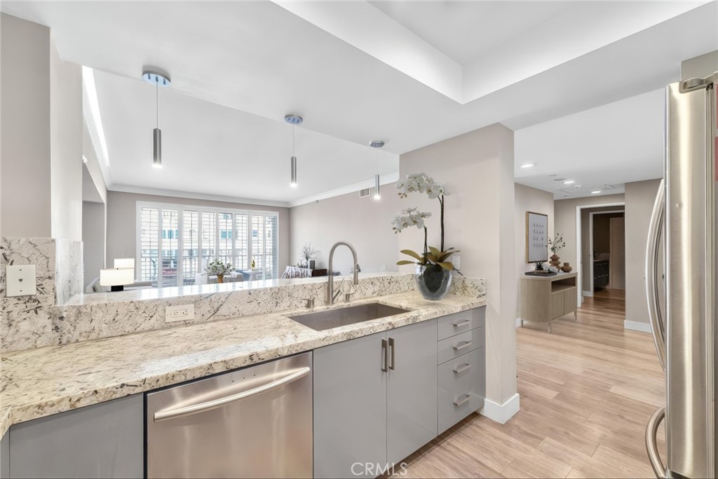 850 E Ocean Boulevard 1506 Property Photo 8