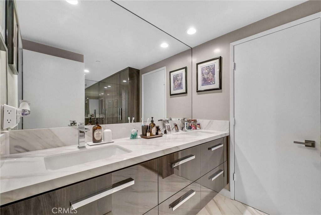 850 E Ocean Boulevard 1506 Property Photo 19