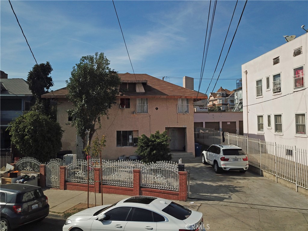 1421 Courtland Avenue Property Photo 4