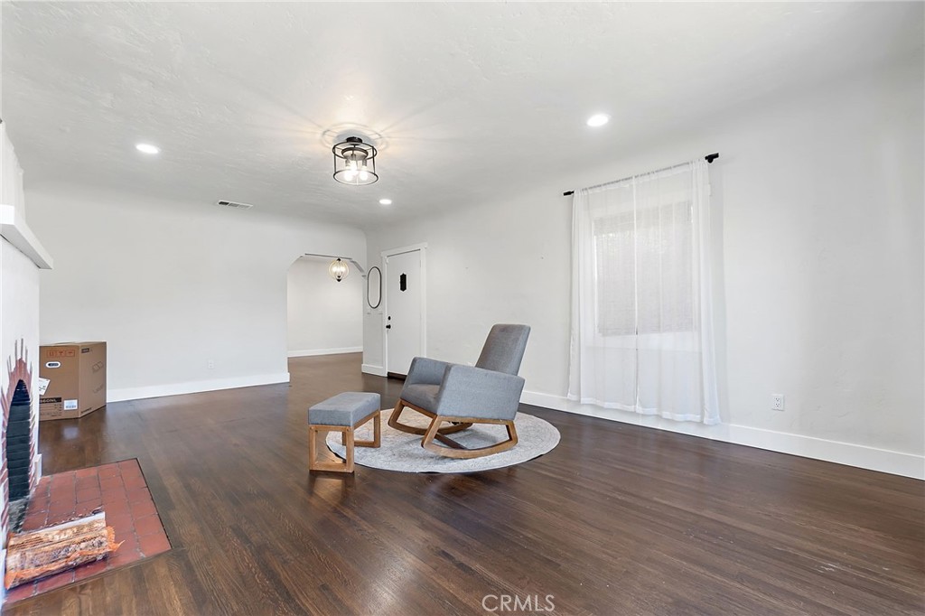 2872 N Stoddard Avenue Property Photo 5