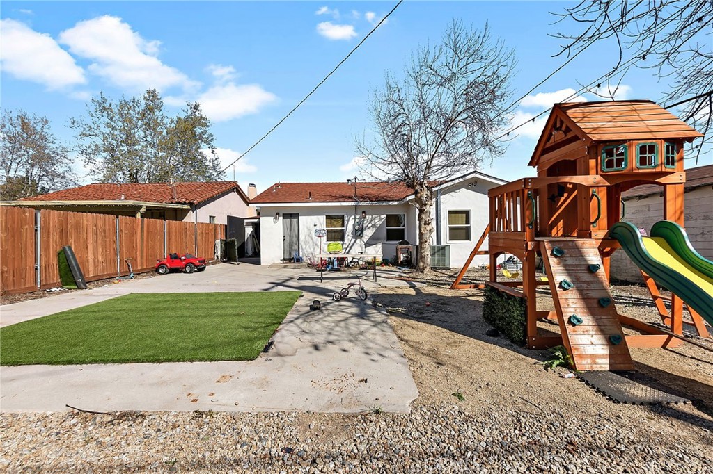 2872 N Stoddard Avenue Property Photo 31