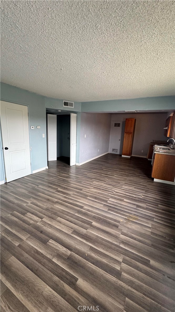 707 Sterling Property Photo 16