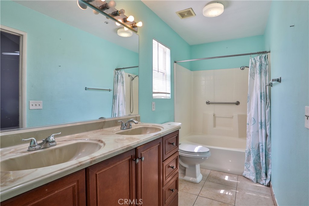 7448 Nye Drive Property Photo 13