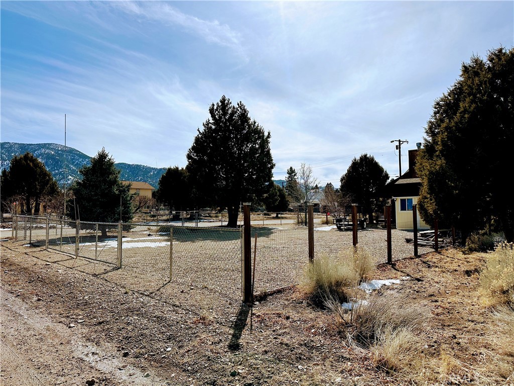 849 Hemlock Lane Property Photo