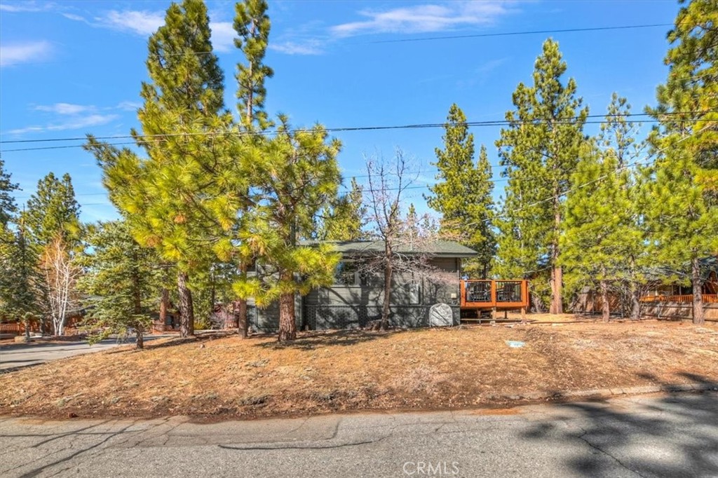 107 Teakwood Drive Property Photo 3
