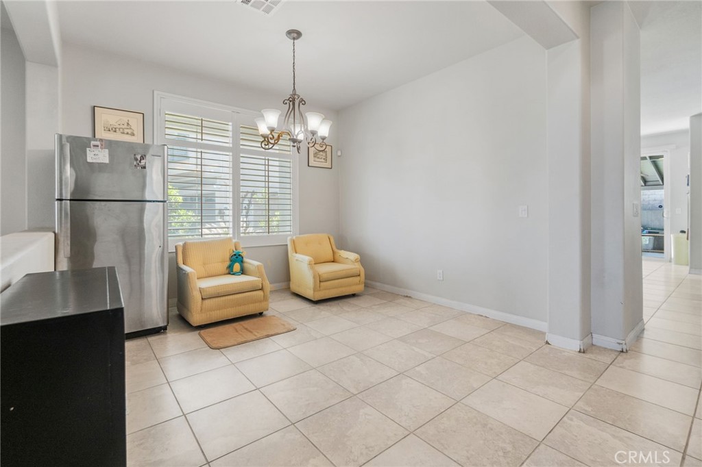 6136 Walnut Grove Court Property Photo 10
