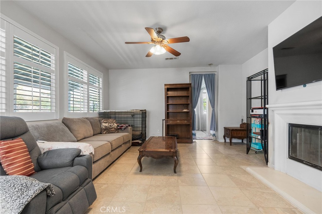 6136 Walnut Grove Court Property Photo 14