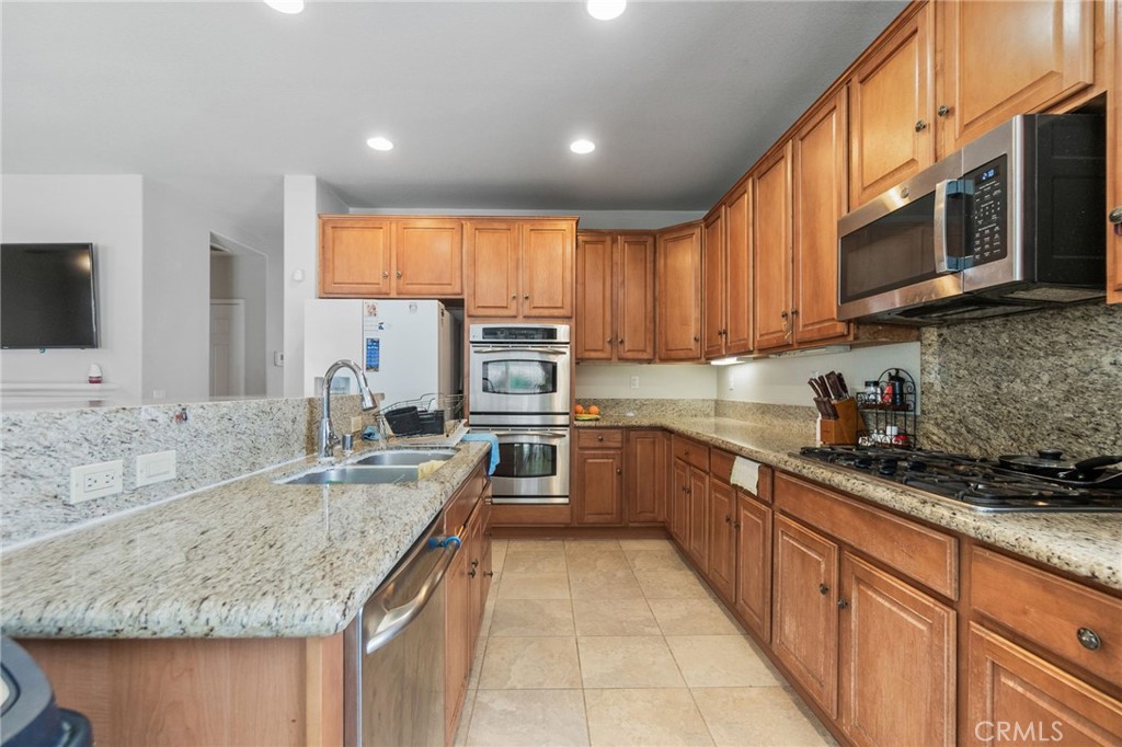 6136 Walnut Grove Court Property Photo 18