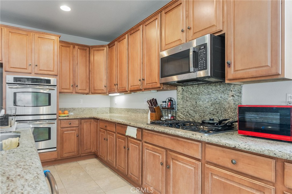 6136 Walnut Grove Court Property Photo 19
