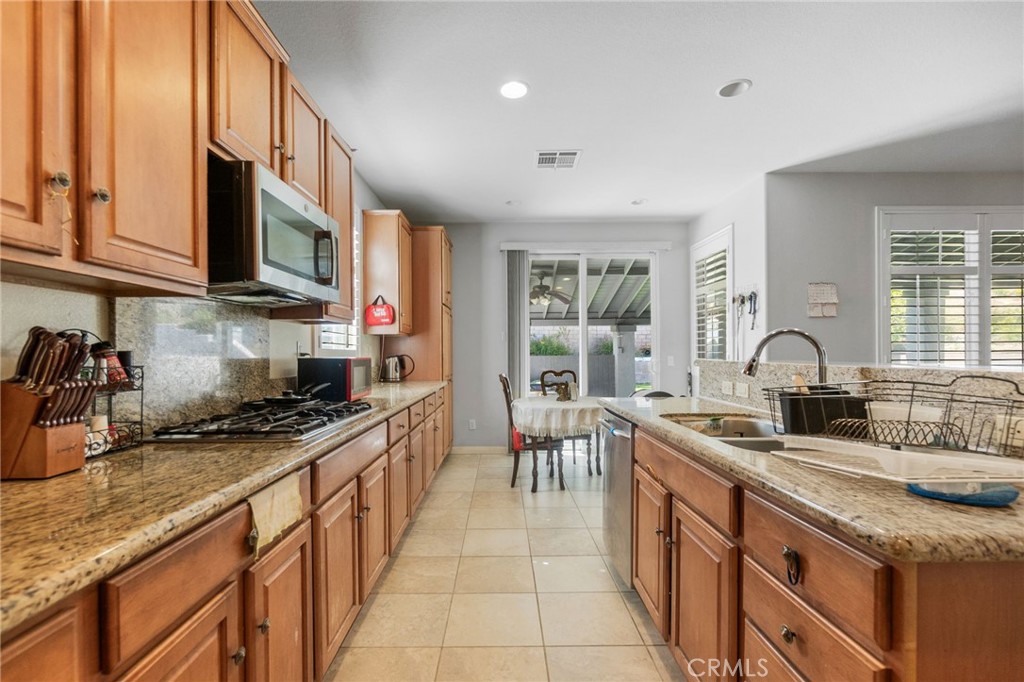 6136 Walnut Grove Court Property Photo 21