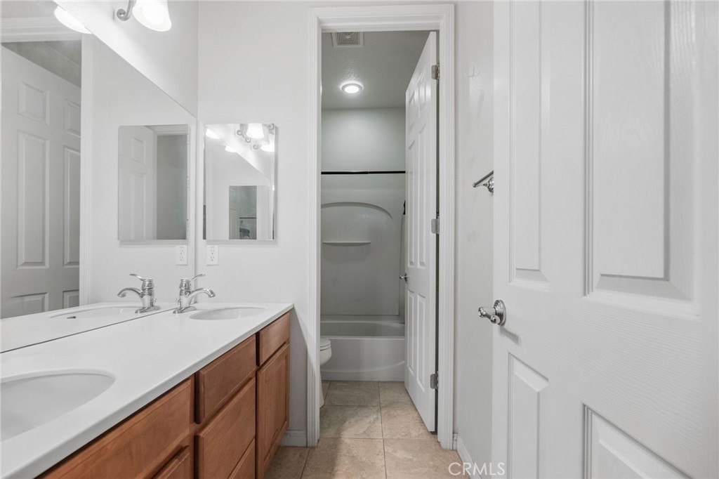 6136 Walnut Grove Court Property Photo 39