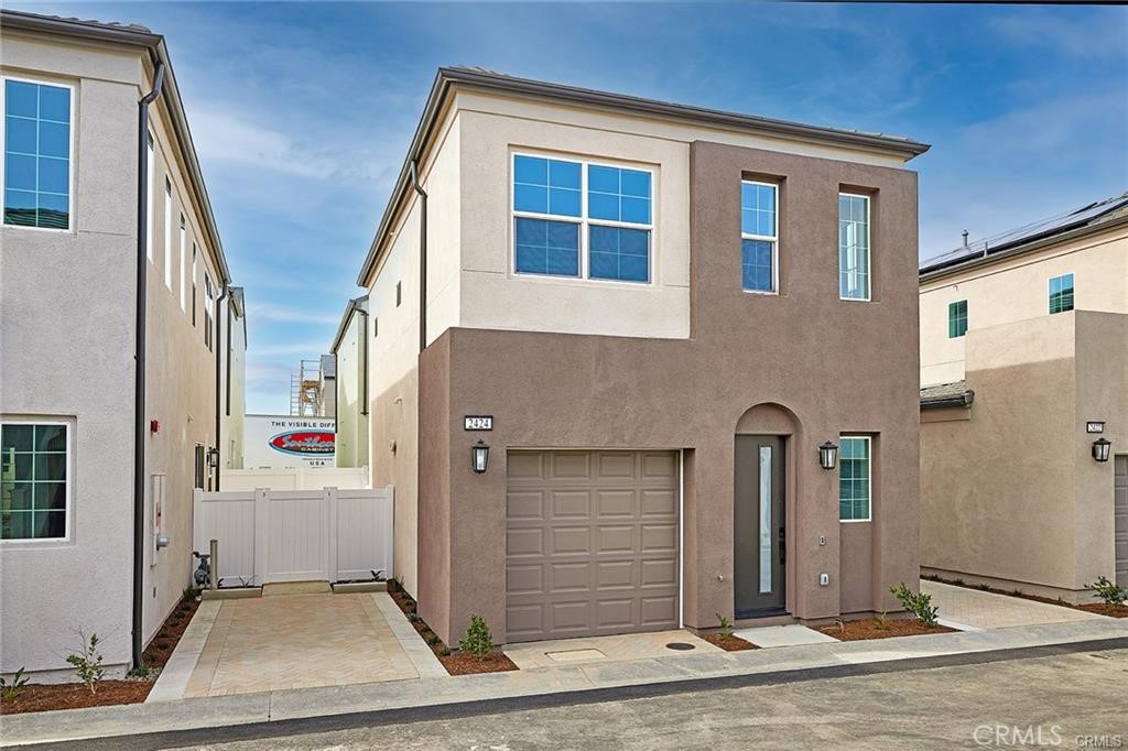 2424 E Encanto Paseo Property Photo