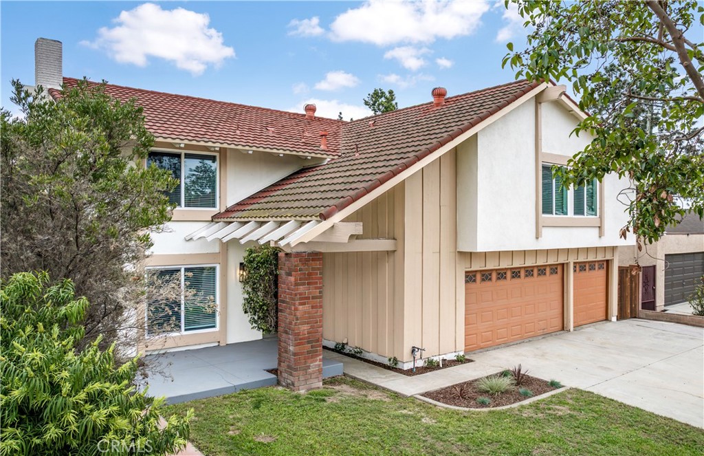 17324 Stark Avenue Property Photo
