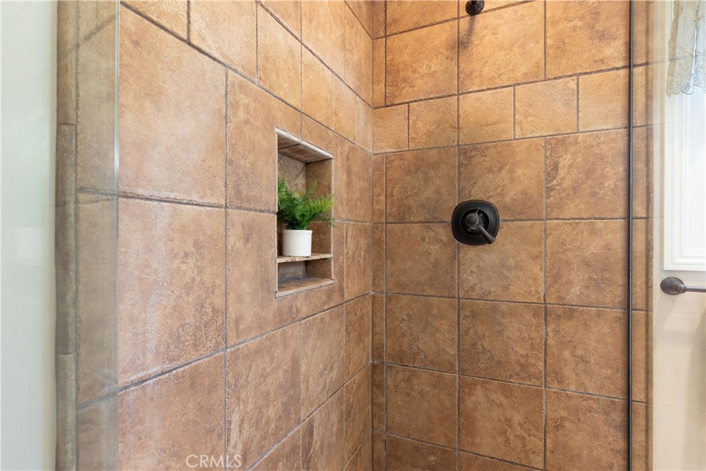 1915 Volk Ave. Property Photo 39