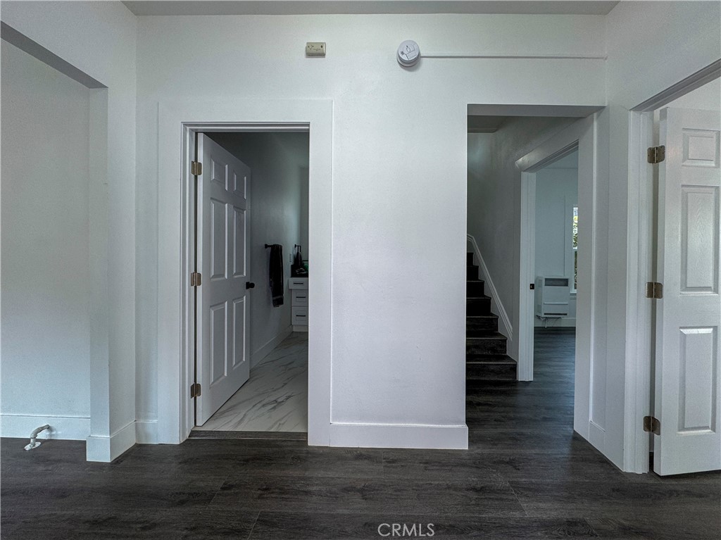 515 S Coronado Street Property Photo 29