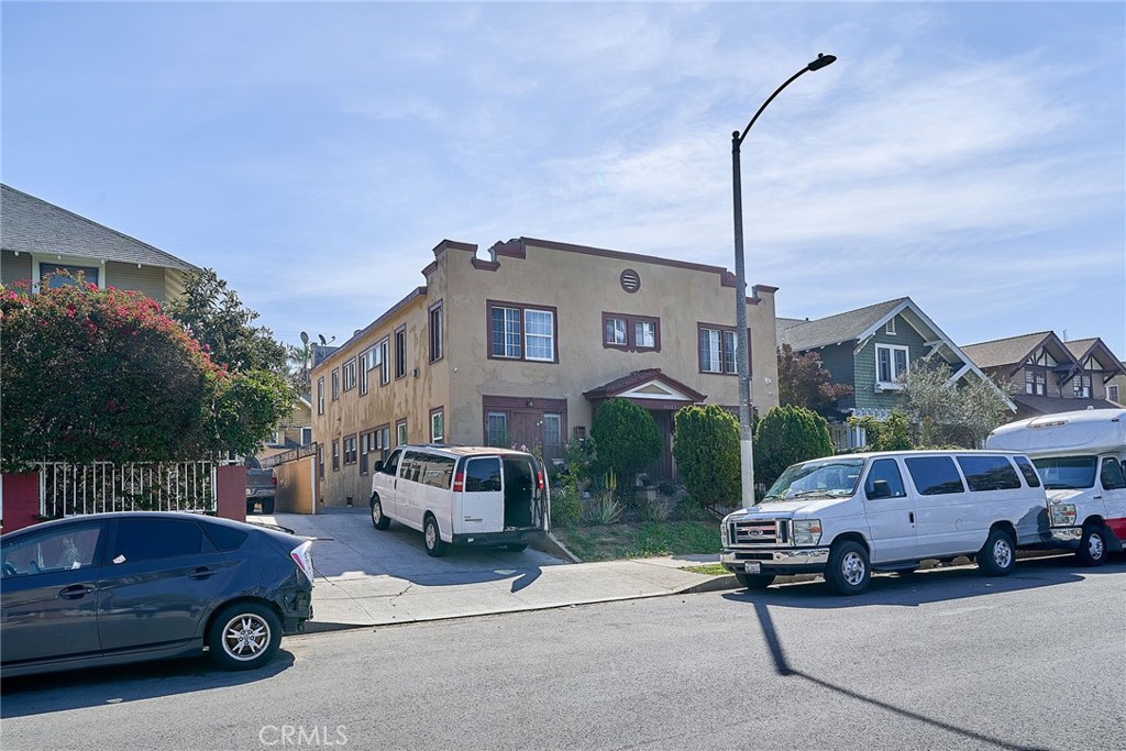 1662 S Hobart Boulevard Property Photo 1