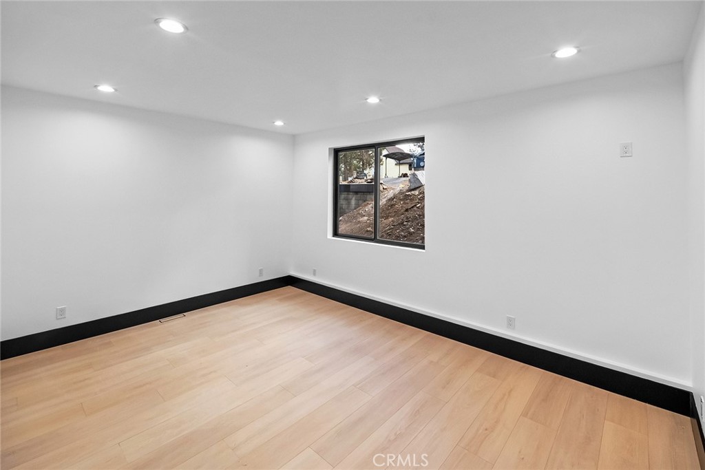 129 Winding Lane Property Photo 68