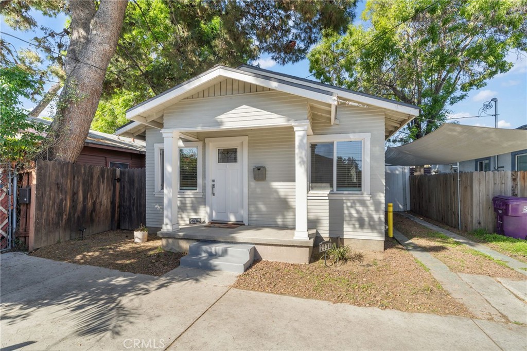 2534 East 14th Street Property Photo