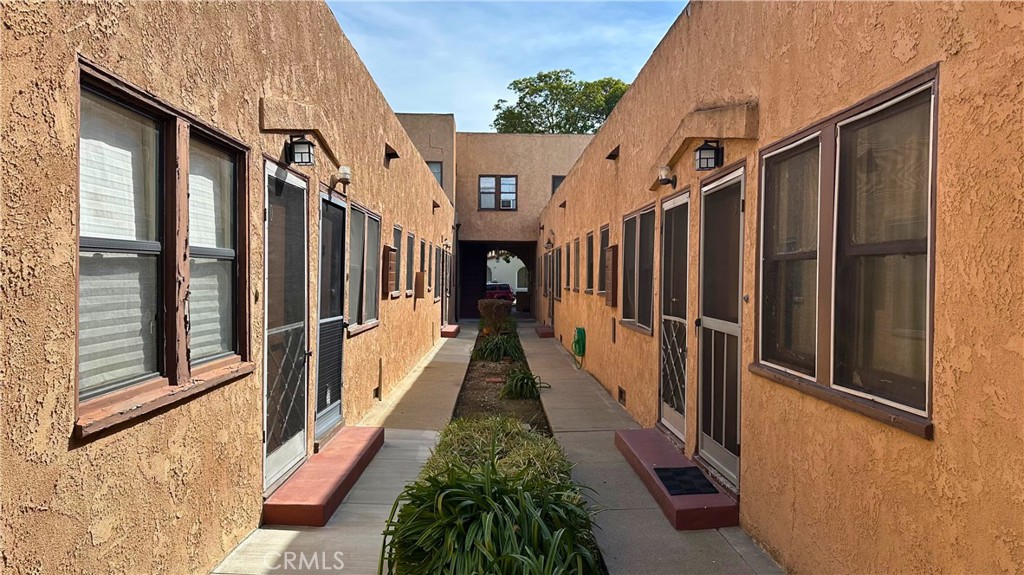 1845 Maine Avenue Property Photo 3