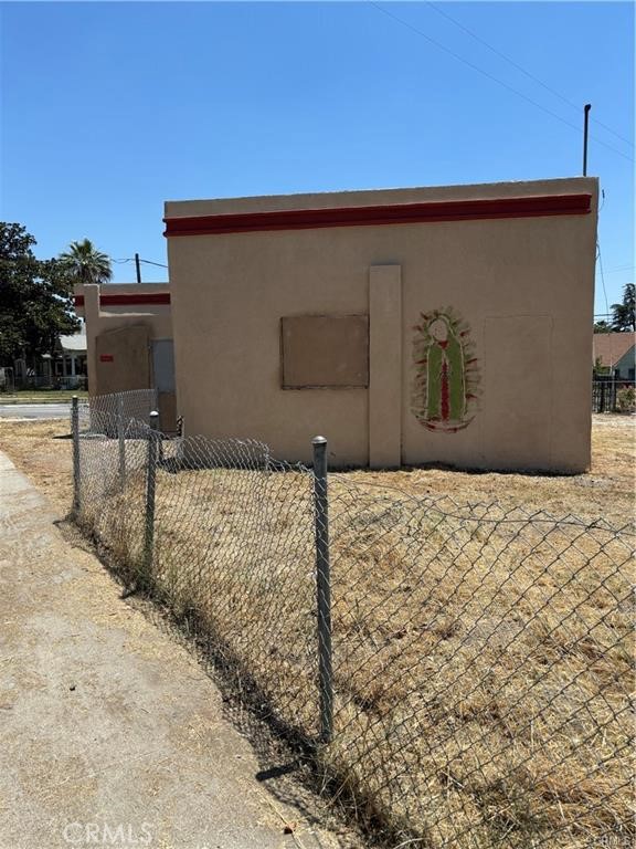 1003 W Rialto Avenue Property Photo