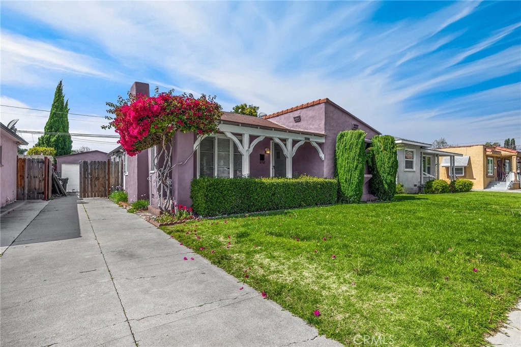 12511 Pine Street Property Photo