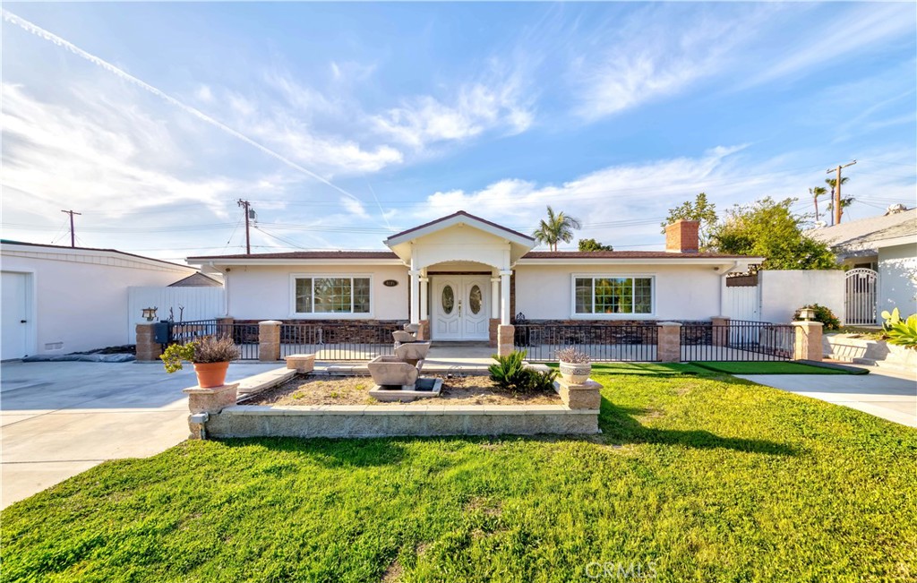 8371 Fox Hills Avenue Property Photo