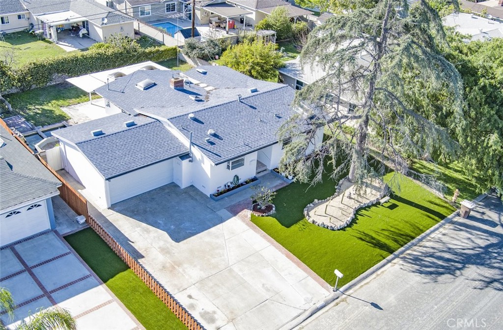 12611 Loraleen Street Property Photo