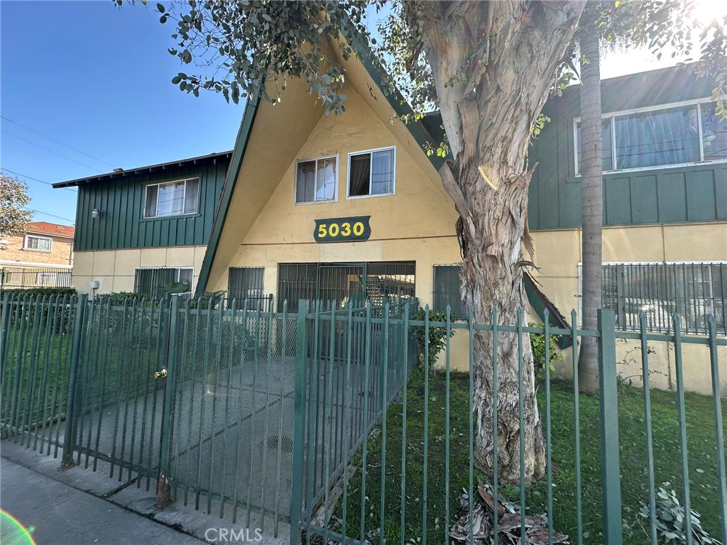 5030 Santa Ana Street Property Photo