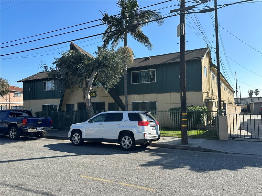 5030 Santa Ana Street Property Photo 2
