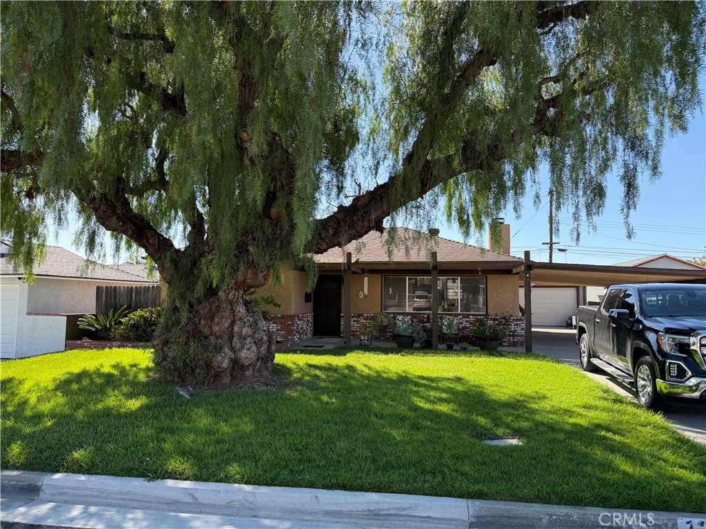 12121 Armsdale Avenue Property Photo